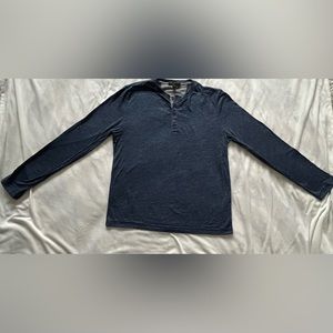 Banana Republic Navy Henley T-Shirt - Size S
